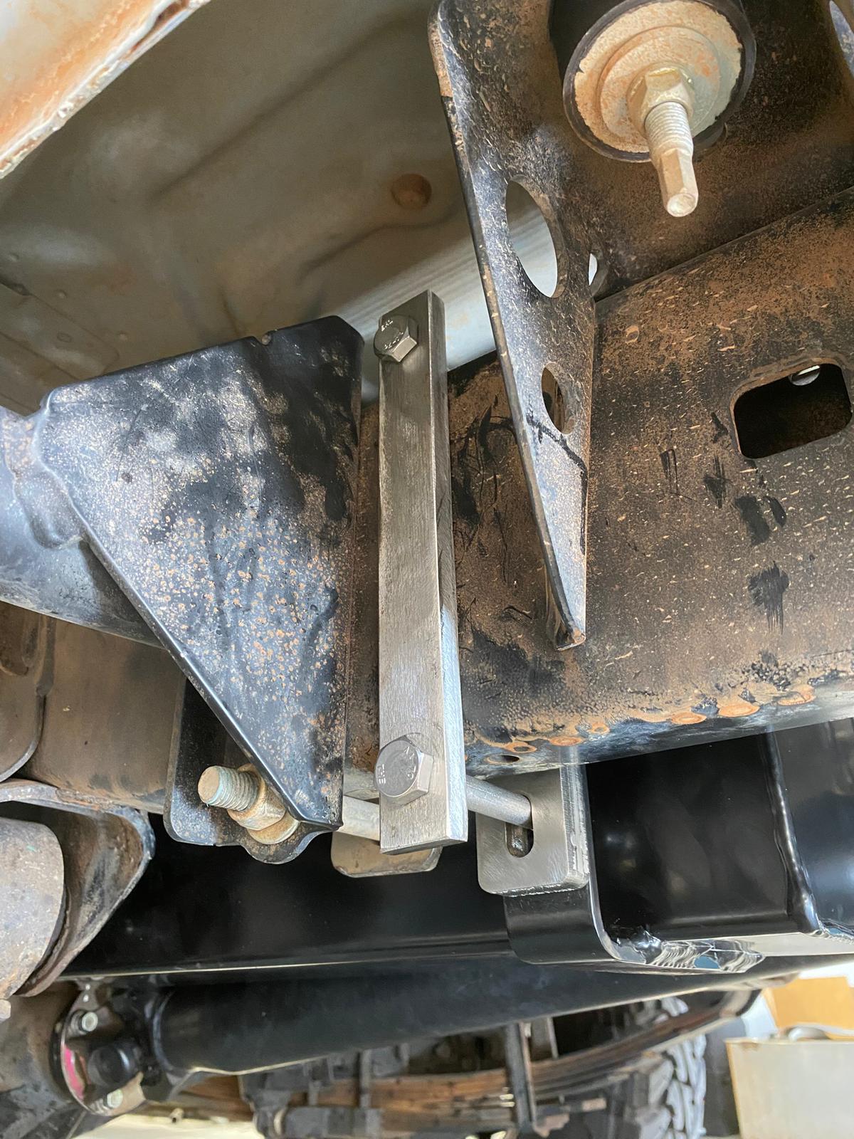 76 series 1GD-FTV 2.8-litre, water tank underbody