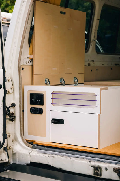 Toyota Troopcarrier - Roam Flat Pack